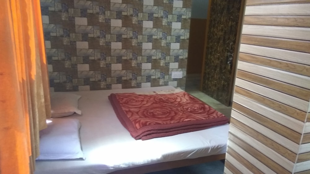 hotel ganga kripa