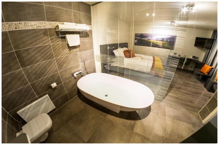 abalona hotel and apartments