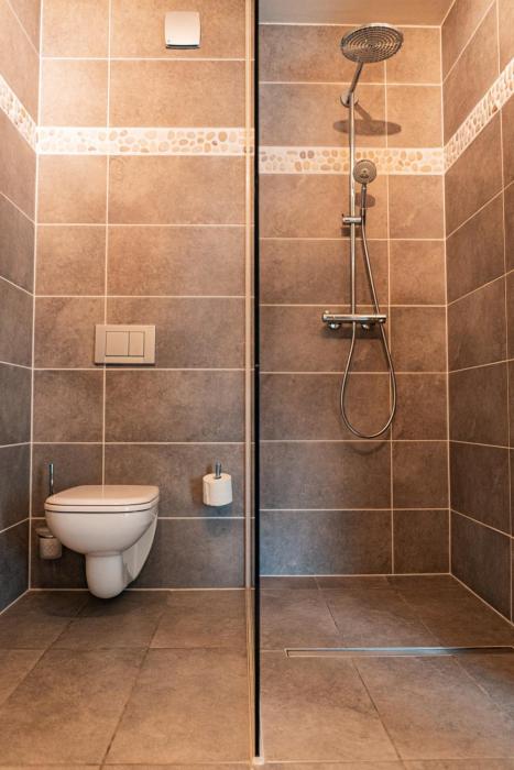 abalona hotel and apartments