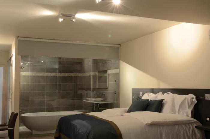 abalona hotel and apartments