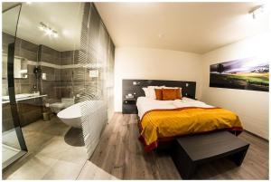 abalona hotel and apartments