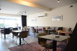 abalona hotel and apartments