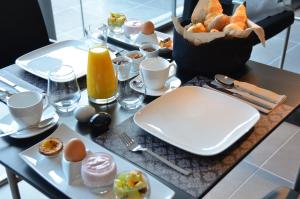 abalona hotel and apartments