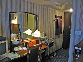 hotel new station