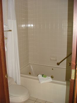 flying saddle resort