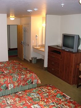 flying saddle resort