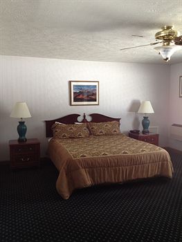 flying saddle resort