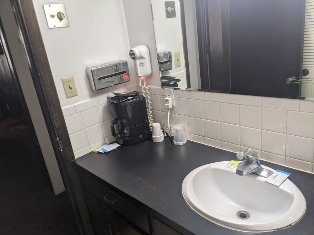 cabana inn