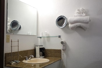 cabana inn