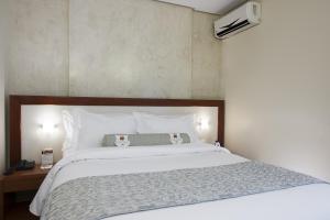 metropolitan hotel by atlantica