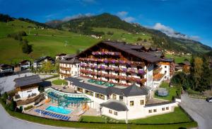 Hotel Tauernhof,Gosau>>Dorfgastein,4 star