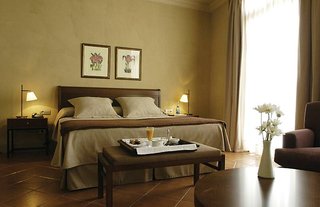 Hotel Bremon,Cardona>>Barcelona,3 star