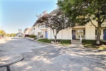 Residence Inn By Marriott Milwaukee Brookfield At Poplar Creek,Milwaukee>>Brookfield,3 star