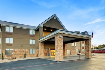 best western plus riata