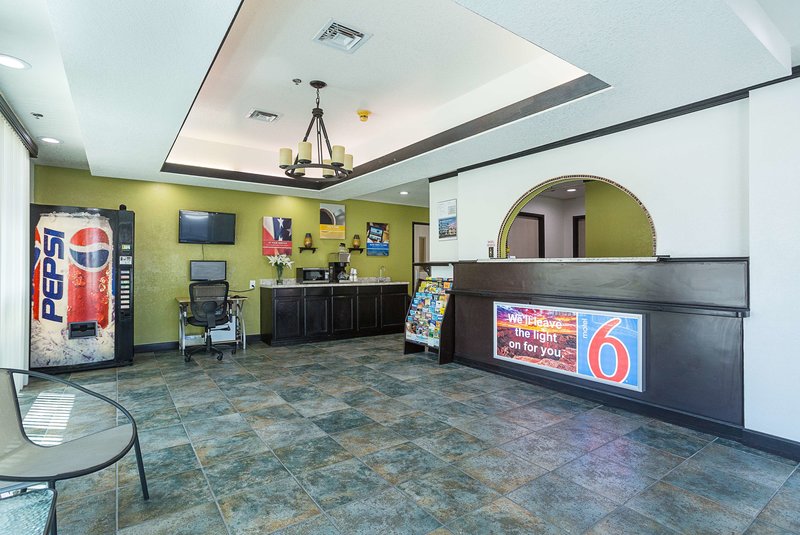 lakeside inn lake havasu city