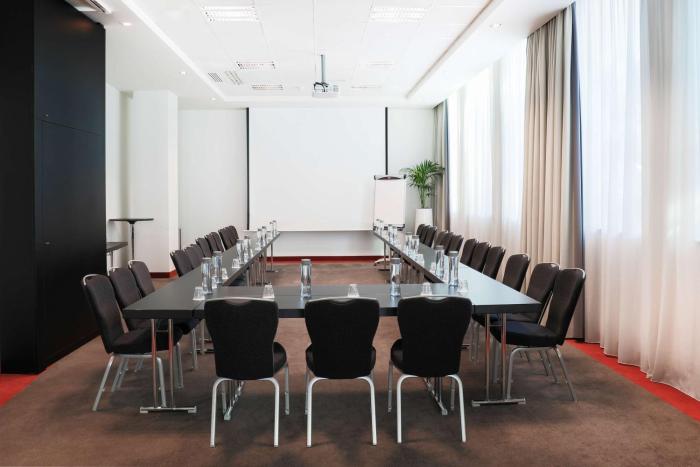 park inn by radisson brussels centre midi