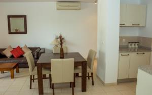 Melia Tortuga Beach,Sal>>Ponta Preta,5 star