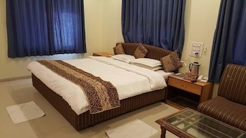 hotel riviera executive