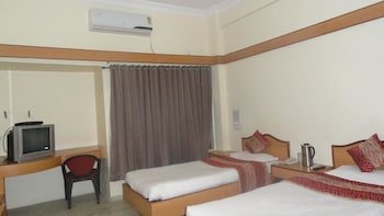 hotel riviera executive