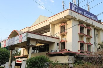 hotel riviera executive