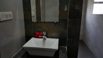 hotel riviera executive