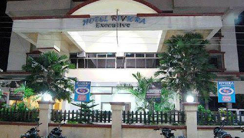 hotel riviera executive
