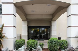 Quality Suites South,Austin County>>Austin,3 star