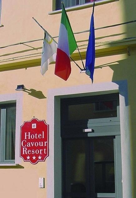 cavour resort