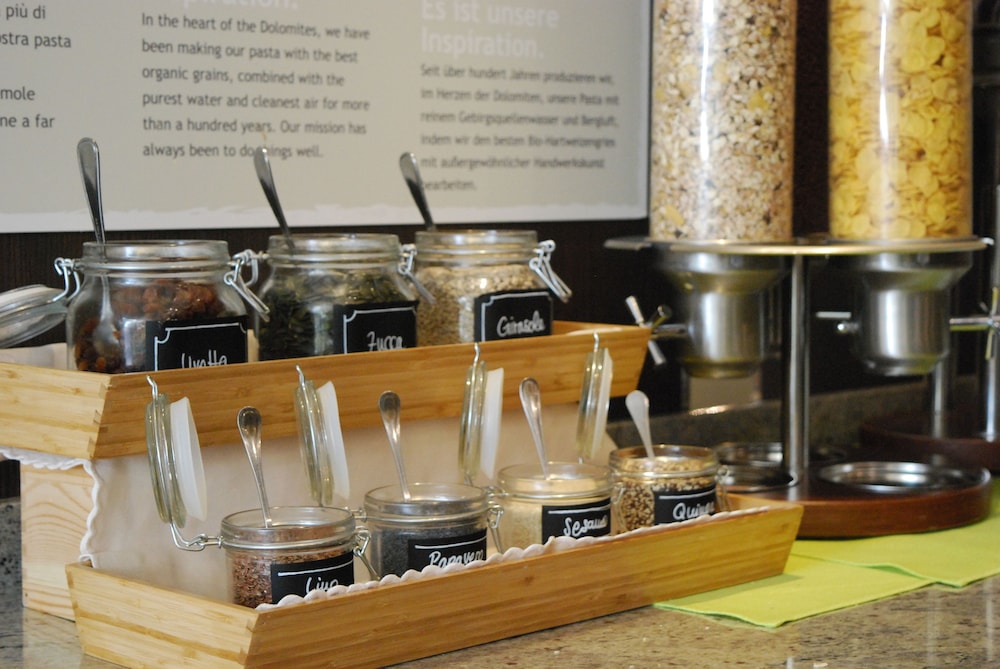 hotel continental tonelli hotels