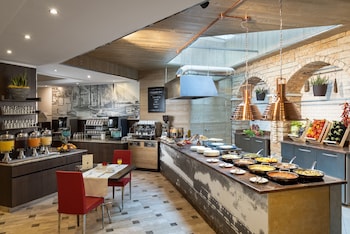 hotel continental tonelli hotels