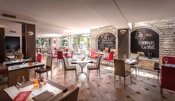 hotel continental tonelli hotels