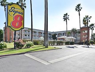 Super 8 By Wyndham Bakersfield/Central,California>>Bakersfield,2 star