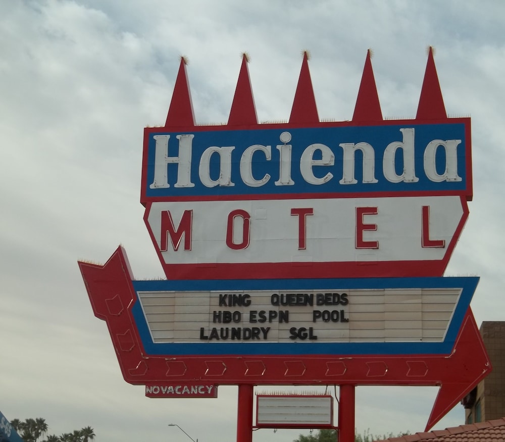 hacienda motel