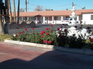 hacienda motel