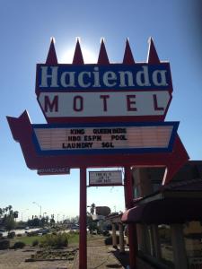 hacienda motel