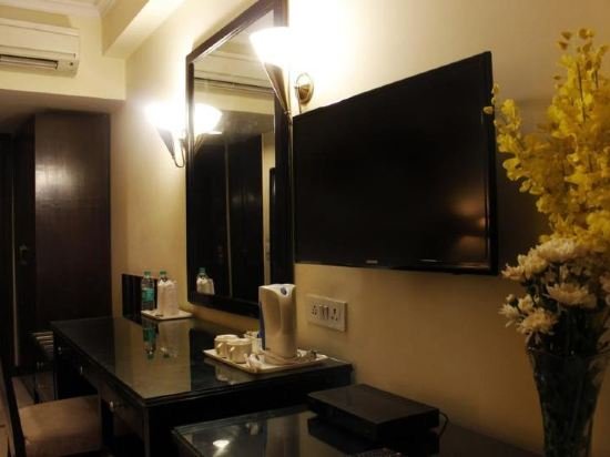 the bmk hotel