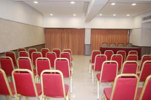 hotel vice president