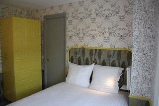 hotel crayon rouge