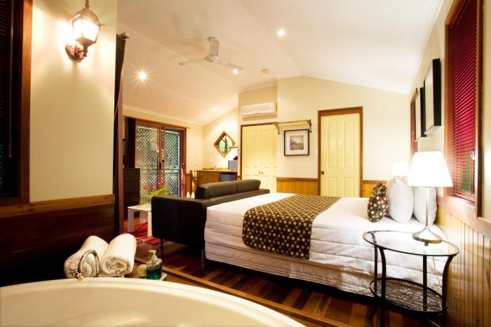 amore on buderim luxury rainforest cabins