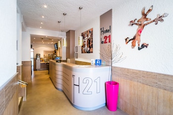 Le 21 Hotel,Frejus>>Draguignan,2 star