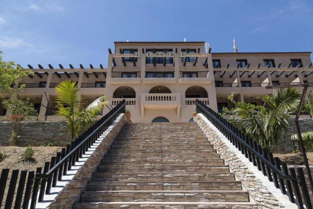 six fours les plages