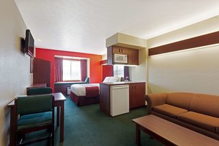 microtel inn and suites by wyndham brandon