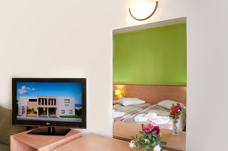 Sunrise Village Hotel,Chania>>Agia Marina,3 star