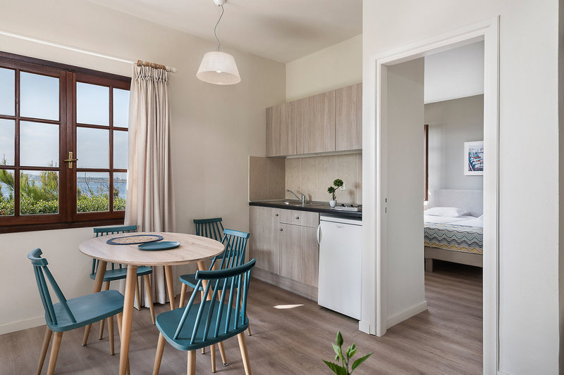 alianthos suites