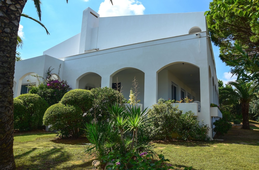 mantenia hotel