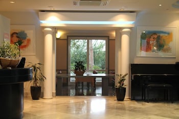 mantenia hotel
