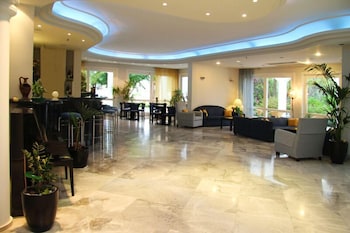 Mantenia Hotel,Platanes>>Crete,3 star