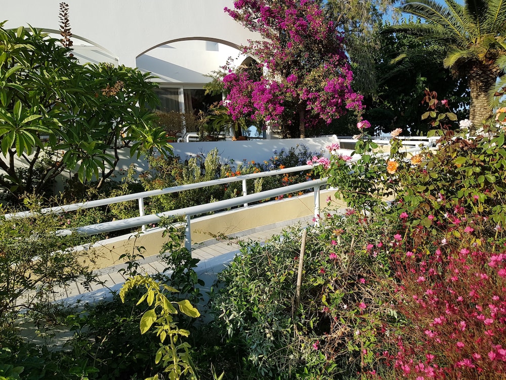 mantenia hotel