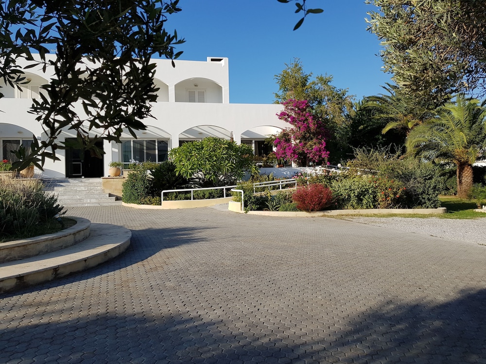 mantenia hotel
