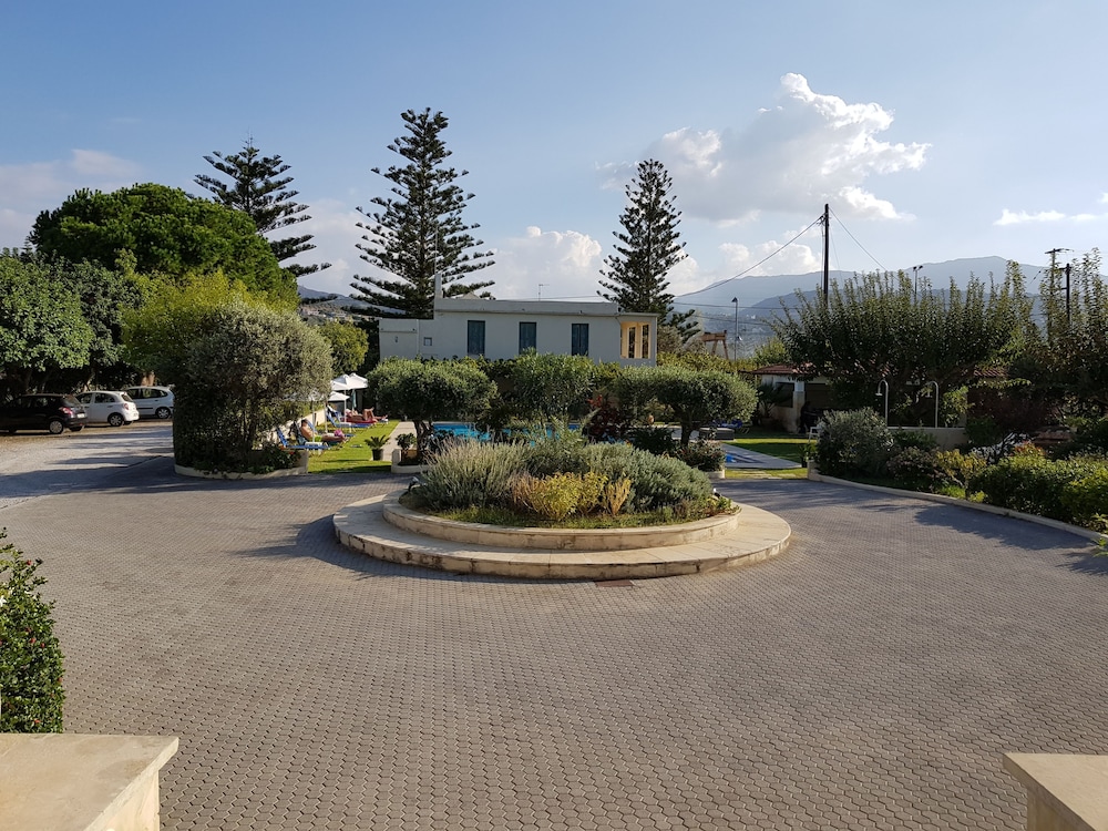 mantenia hotel